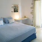 Kalma Santa Maria (Paros)