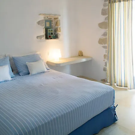 Kalma Santa Maria (Paros)